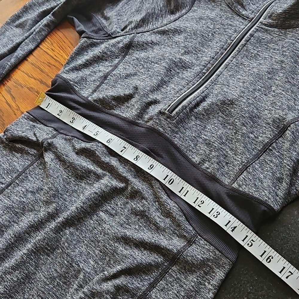 Lululemon Full Tilt Half Zip Pullover Size 8 - Picture 14 of 16